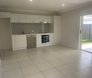 Welcome to another beautiful home at 2/87 Aberglasslyn Road, Ruther... - Photo 1