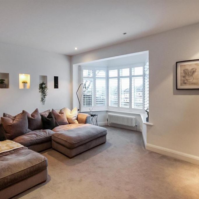 4 bedroom semi-detached house to rent - Photo 1