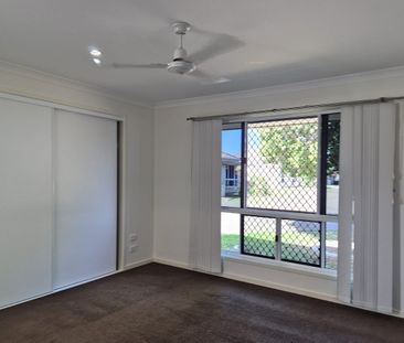 NEAT AND TIDY BRICK UNIT IN SECURE COMPLEX - Photo 2