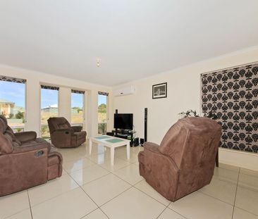 Spacious 4 Bedroom Home in Quiet Location - Photo 4