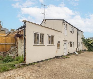 2 bedroom semi-detached house to rent - Photo 6