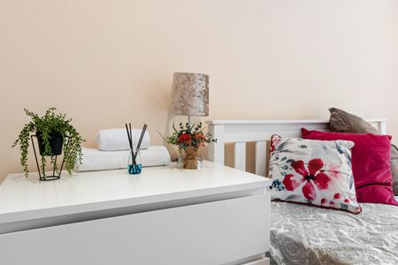 Room in a Shared House, Warwick Grove, E5 - Photo 4