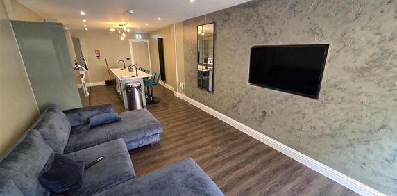 8 bedroom house share to rent - Photo 2