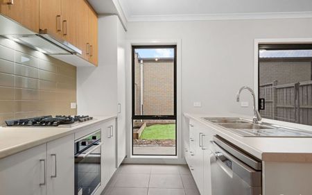 72 English Street, Donnybrook, VIC 3064 - Photo 4