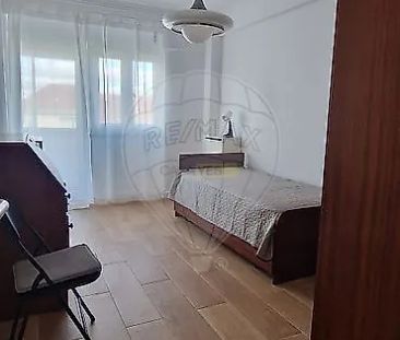 Apartment T2 in Águas Livres, Amadora - Photo 5