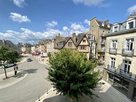 A louer appartement meublé centre ville historique de Vannes - Photo 3