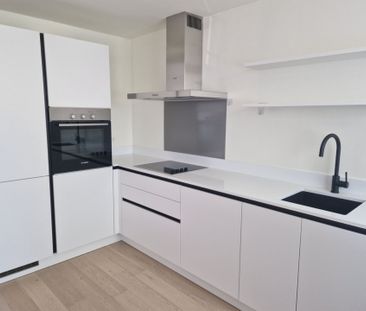 Appartement met 2 slaapkamers en garage - Photo 4