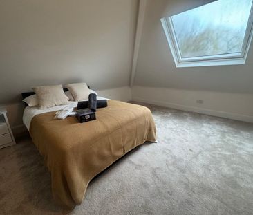 2 Bed Detached House, The Bishops Avenue, N2 - Photo 5
