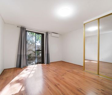 Spacious Ground Floor Studio with Courtyard in Prime Chippendale Lo... - Photo 1