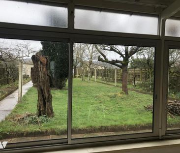 A LOUER REZE Bauche Thiraud maison T5 - VERANDA - GARAGE - JARDIN CLOS - Photo 1