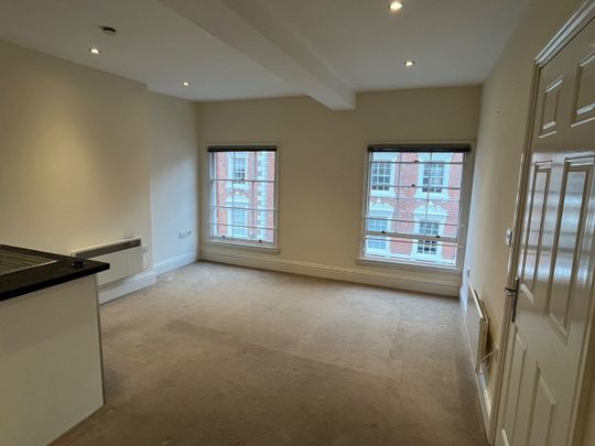 2 Bed Flat, Regent Street, NG1 - Photo 1