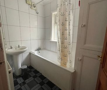 Room in a Shared House, Headingley Mount, LS6 - Photo 4