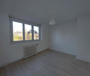Location Appartement 3 pièces 51m² MONT ST AIGNAN 76130 - Photo 5