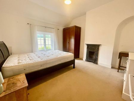 2 bedroom semi-detached house to rent - Photo 5