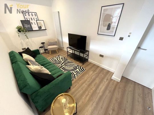 Room 2, Stanningley Road, Bramley, LS13 4AA - Photo 1