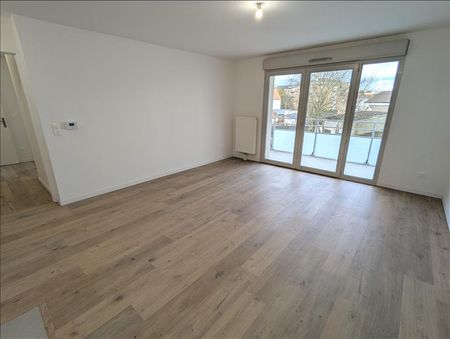 3 pièces - 60,43 m² - 1er étage - Colocation non autorisée - Photo 4