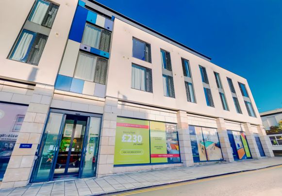 Platinum Studio - Photo 1