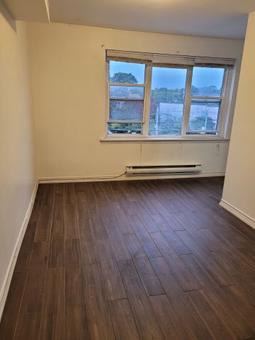 For Lease - 20 Roncesvalles Avenue Unit# 2, Toronto, Ontario - Photo 3