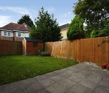 Claremont Avenue, Woking, Surrey, GU22 - Photo 6