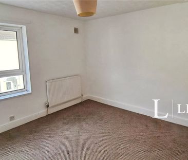 2 bedroom house to rent Alma Road, Lowestoft, Suffolk, NR32 - Photo 3