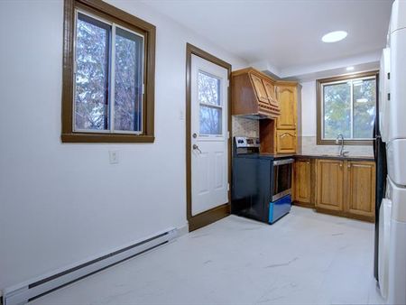 6337 Av. MacDonald - Photo 5