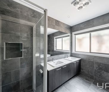 Modern Living Meets Home Sweet Home - Photo 1