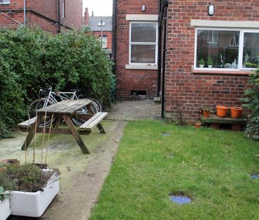 5 bedroom semi-detached house to rent - Photo 5