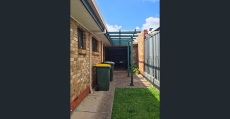 More than a unit and less than a house - very quiet location close to all amenities - we seek a long-term tenant for this desirable property - Photo 5