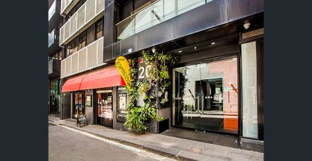 Two bedroom apartment with city views - Photo 3