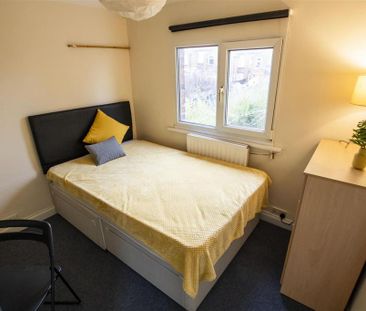4 bedroom house to rent - Photo 6