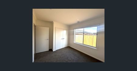 For Lease - Modern Family Home in a Prime Wyndham Vale Location - Photo 4
