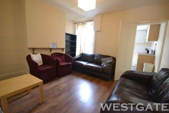 4 Bed - Essex Street, Reading - Photo 1