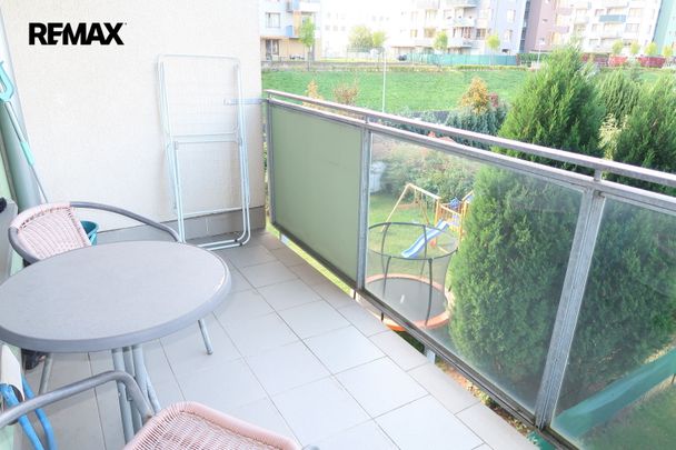 Pronájem bytu 1+kk v osobním vlastnictví 30 m², Praha 9 - Hloubětín - Photo 1