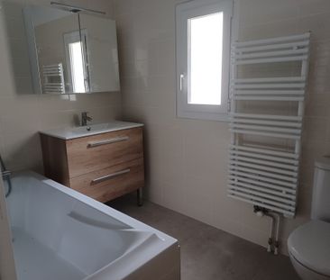 Appartement 4 pièces en duplex avec jardin privatif et 2 stationnem... - Photo 4