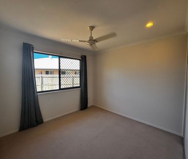 THREE BEDROOM HOME IN BARGARA! - Photo 4