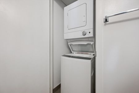 For Lease - 3005 Pine Glen Road Unit# 603, Oakville, Ontario - Photo 2