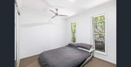 Modern, Low-Maintenance Living in a Prime Coomera Location - Photo 2