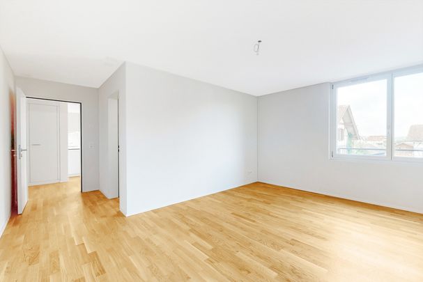 MODERNE WOHNUNG MITTEN IM ZENTRUM VON AARWANGEN - Photo 1