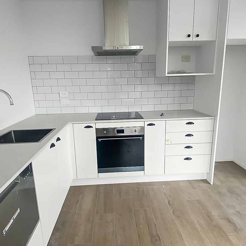 Waltham's Hidden Gem - Photo 1