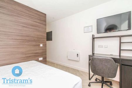 Professional Ensuite Rooms Inc Bills, Beeston, NG9 - Photo 3