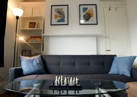 2 Bed Flat, Church Street, E15 - Photo 2