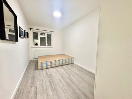 Fortess Road, London - Photo 2