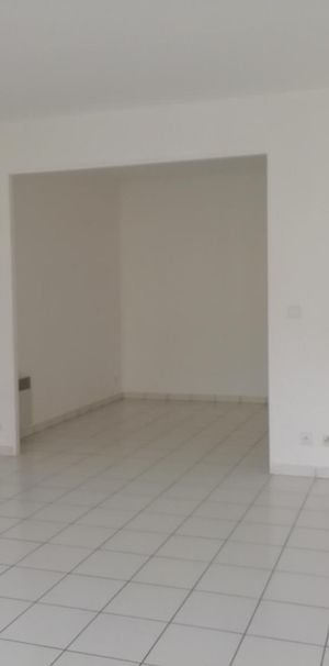 Location Appartement 3 pièces 48m² COUZEIX 87270 - Photo 1