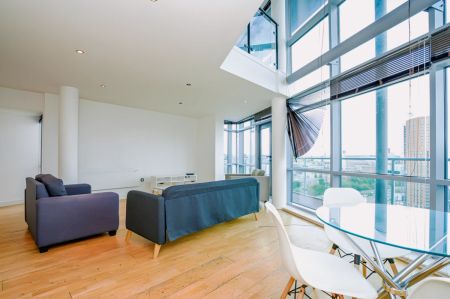 3 Bed 1 Bath - Photo 2