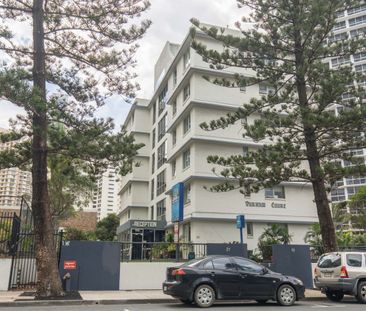 Great Little Unit - Surfers Paradise **Pre-Application required for... - Photo 1