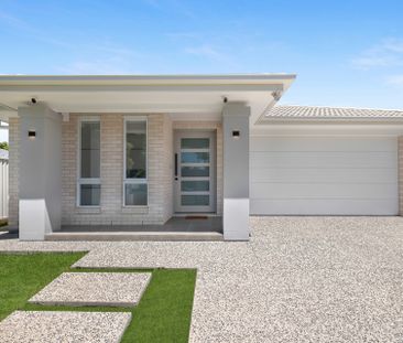 137A Barrier Reef Drive - Photo 1
