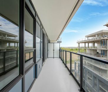 For Lease - 3220 William Coltson Avenue Unit# 817, Oakville, Ontario - Photo 2