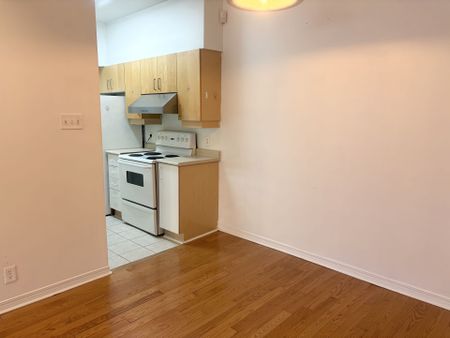 For Lease - 429 Somerset Street Unit# 105, Ottawa Centre, Ontario - Photo 2