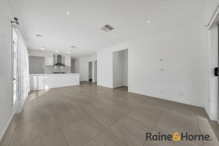 MODERN FAMILY LIVING IN CRANBOURNE EAST | 12 MOSSEY CRESCENT - Photo 3