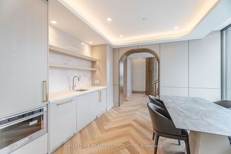 For Lease - 3006 William Cutmore Boulevard Unit# 907, Oakville, Ontario - Photo 4